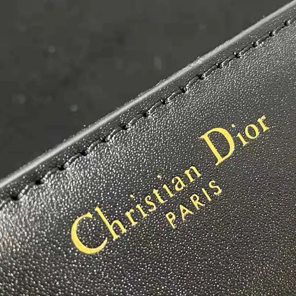 Dior Small 30 Montaigne Avenue Bag Black Box Calfskin for Women Dior Small 30 Montaigne Avenue Bag Black Box Calfskin for Women