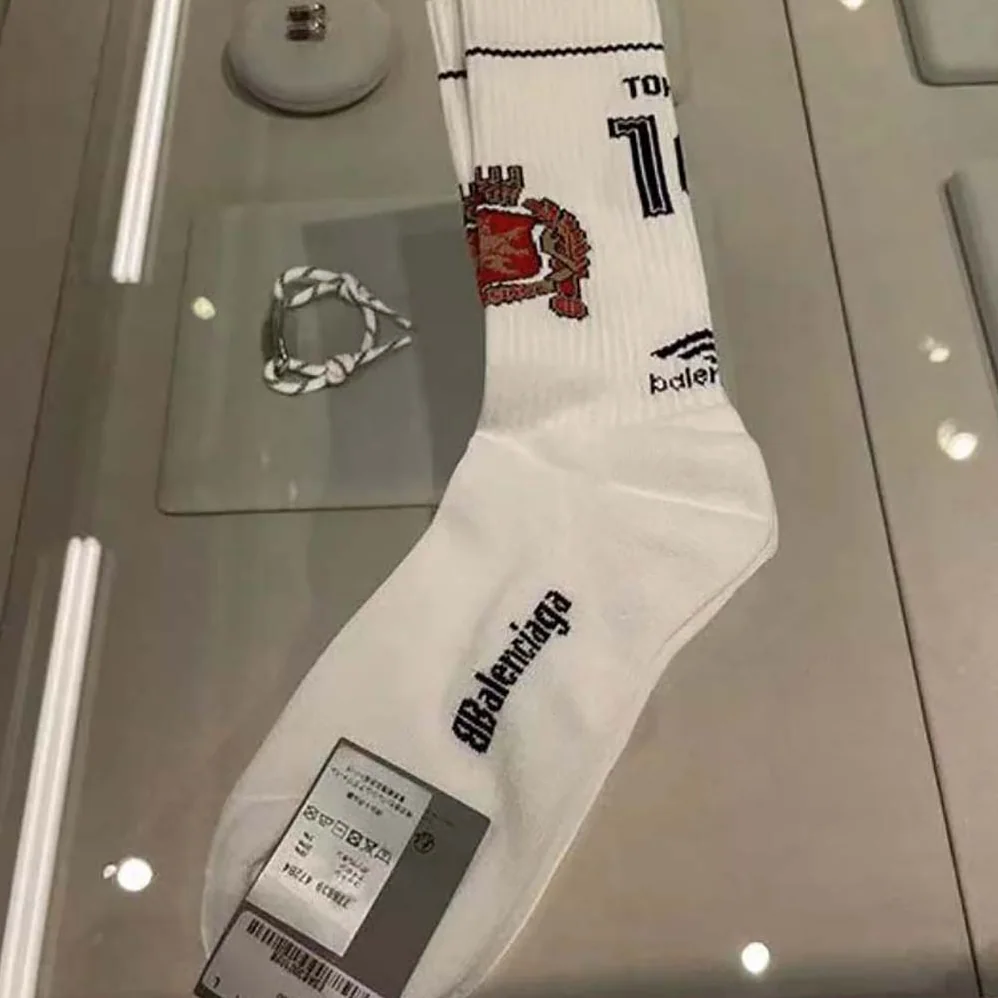 Balenciaga Tokyo Soccer Socks in White Cotton for Unisex