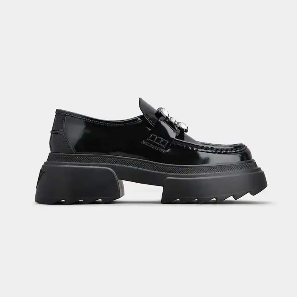 Roger Vivier Wallaviv Strass Buckle Loafers in Patent Leather for Women Roger Vivier Wallaviv Strass Buckle Loafers in Patent Leather for Women
