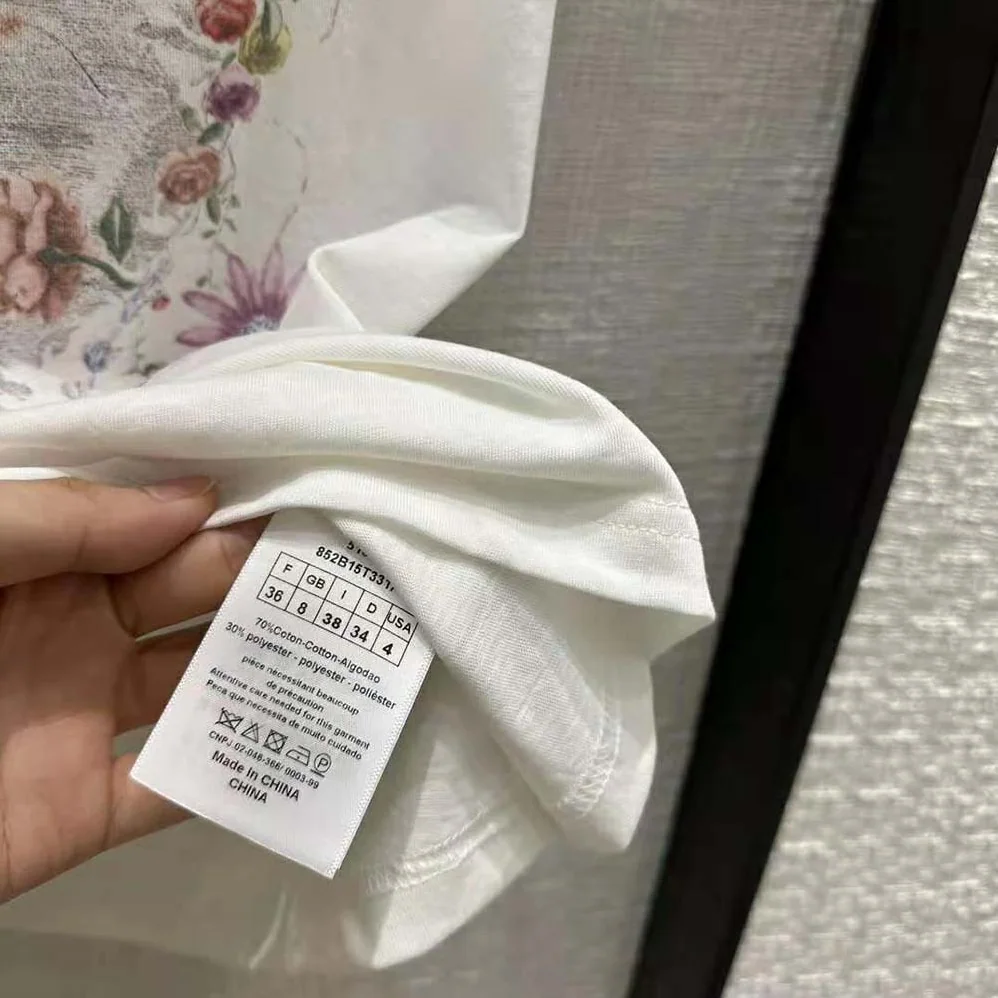 Dior T-shirt White Cotton and Linen Jersey with Red Multicolor Florilegio Motif for Women