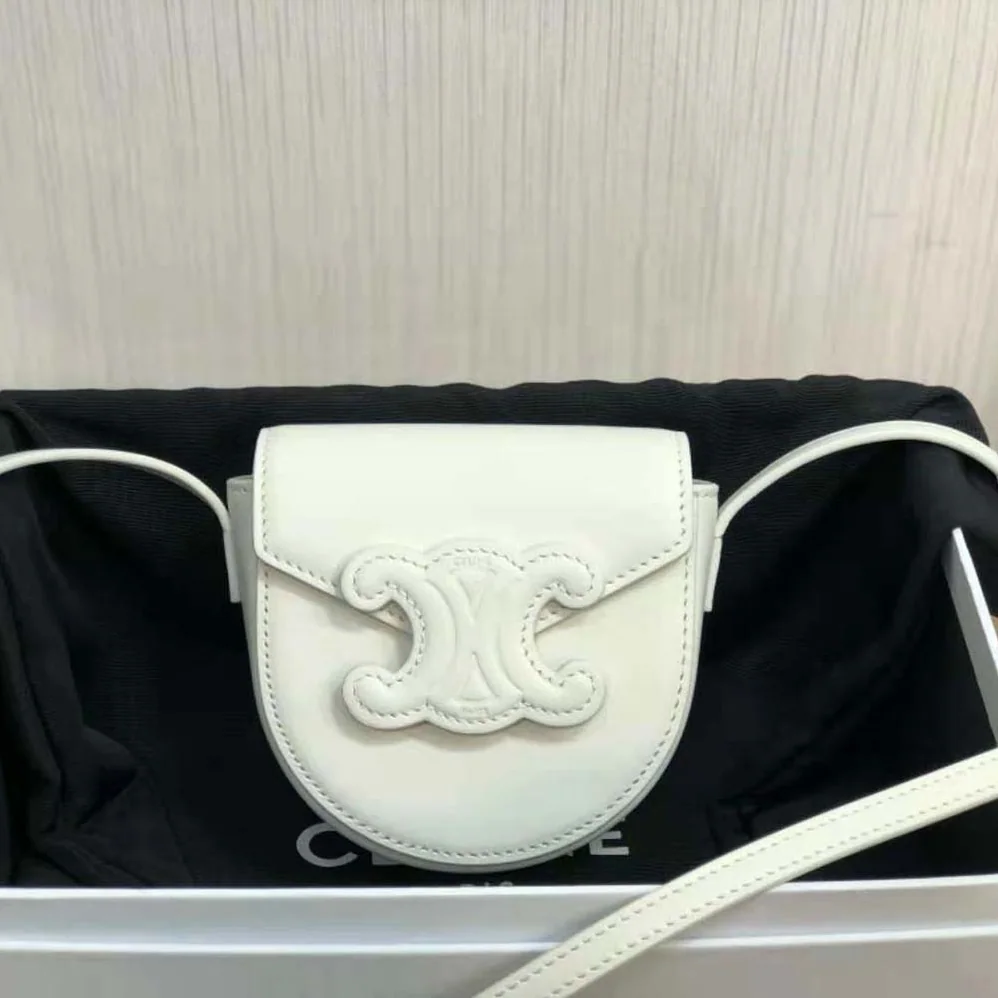 Celine Mini Besace Cuir Triomphe in Smooth Calfskin for Women in White