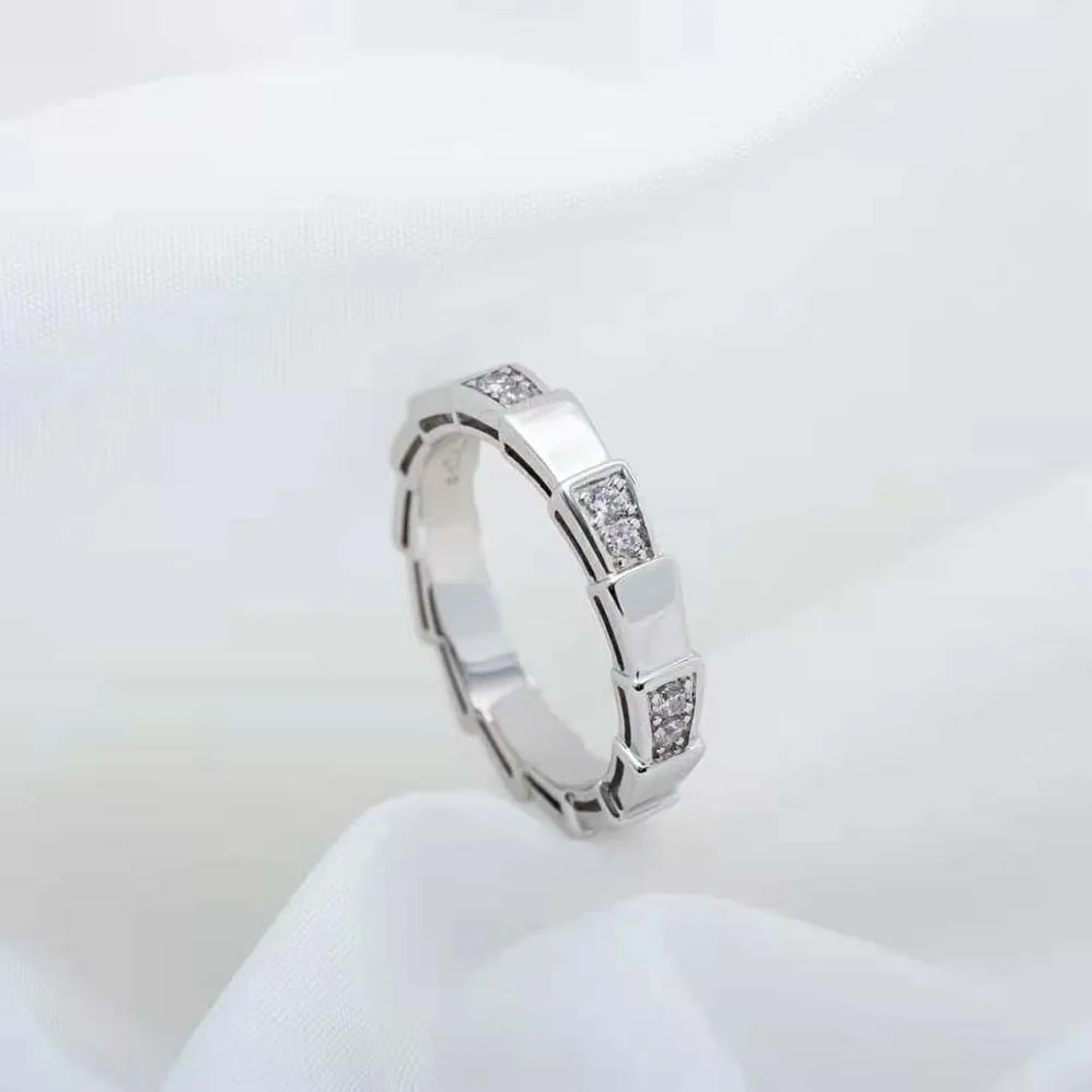 Bvlgari Use of Unconventional Materials Serpenti Viper Ring for Women in Silver