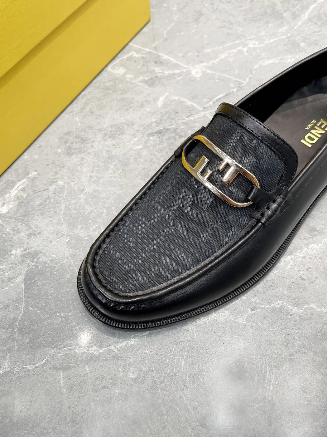 Fendi FD OLock Loafers Black