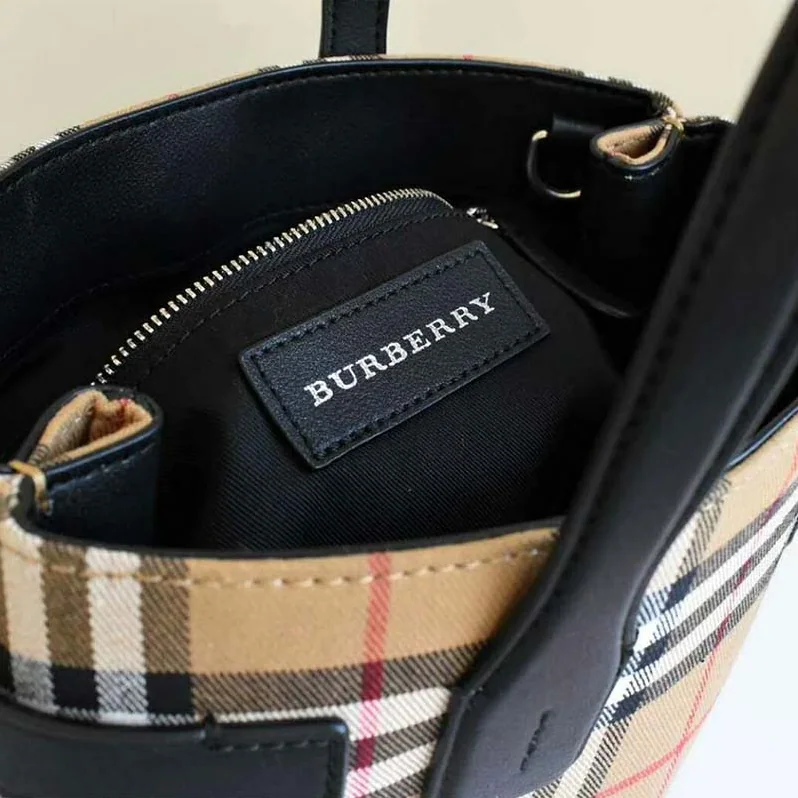 Burberry The Baby Banner in Vintage Check Leather for Women in Brown