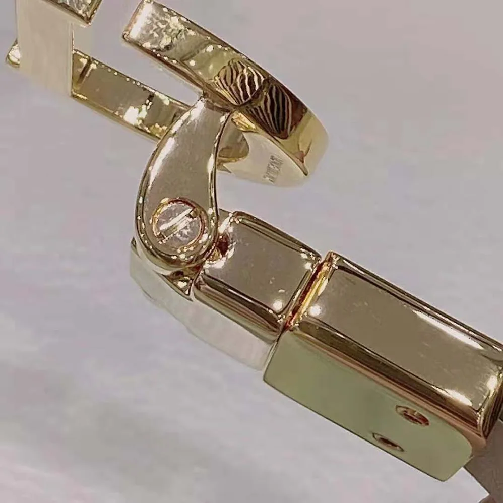 Dior 30 Montaigne Reversible Belt Aspen Green and Dusty Ivory Smooth Calfskin 20 MM for Women Dior 30 Montaigne Reversible Belt Aspen Green and Dusty Ivory Smooth Calfskin 20 MM for Women