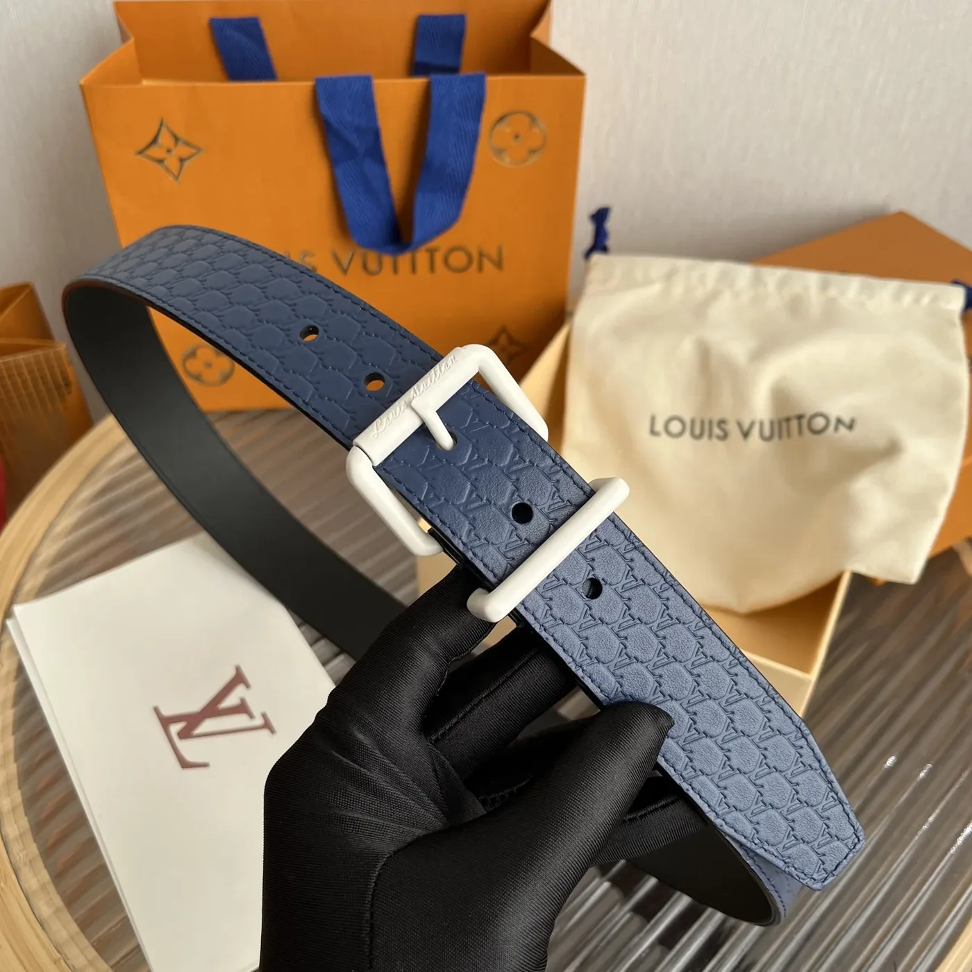 Louis Vuitton LV Initiales Embossed Belt Navy Blue With Matte White Buckle Louis Vuitton LV Initiales Embossed Belt Navy Blue With Matte White Buckle
