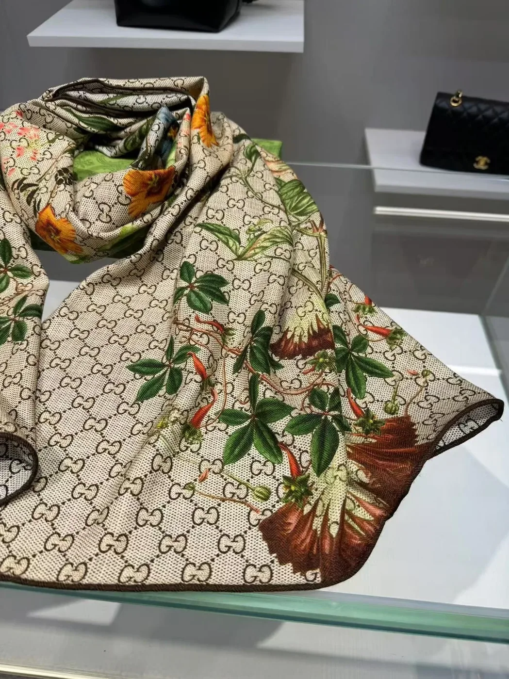 Gucci Floral Cashmere Monogram Scarf / Gucci Floral Cashmere Monogram Scarf /