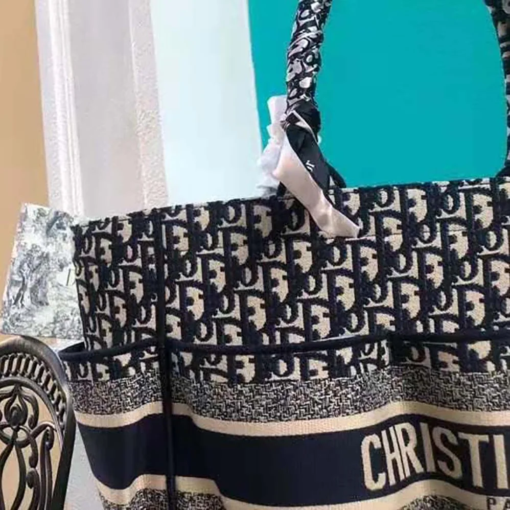 Dior Catherine Tote Bag Blue Dior Oblique Embroidery for Women
