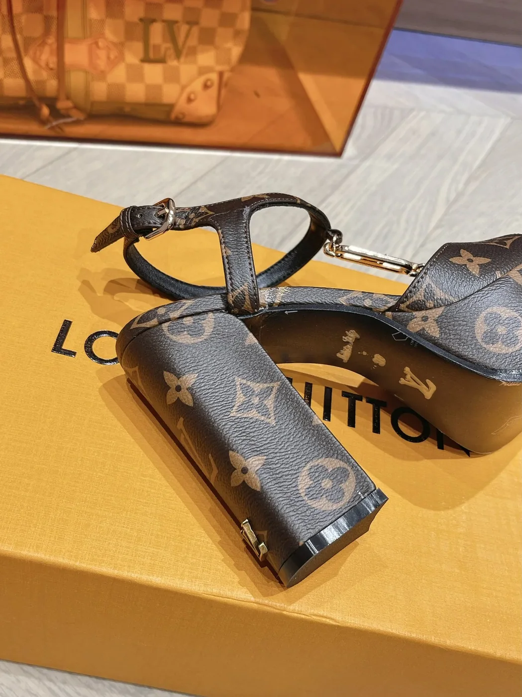 Louis Vuitton Sparkle Sandal Brown Louis Vuitton Sparkle Sandal Brown