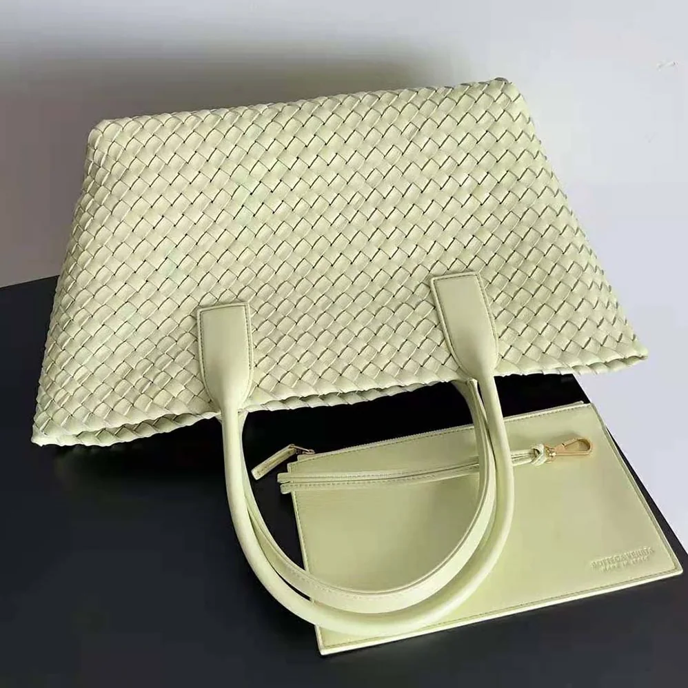 Bottega Veneta Medium Cabat Leather Tote Bag with Detachable Strap for Women in Yellow Bottega Veneta Medium Cabat Leather Tote Bag with Detachable Strap for Women in Yellow