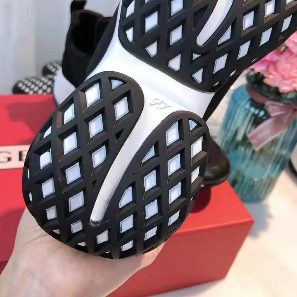 Roger Vivier Viv' Run Strass Buckle Sneakers for Women in Black Roger Vivier Viv' Run Strass Buckle Sneakers for Women in Black