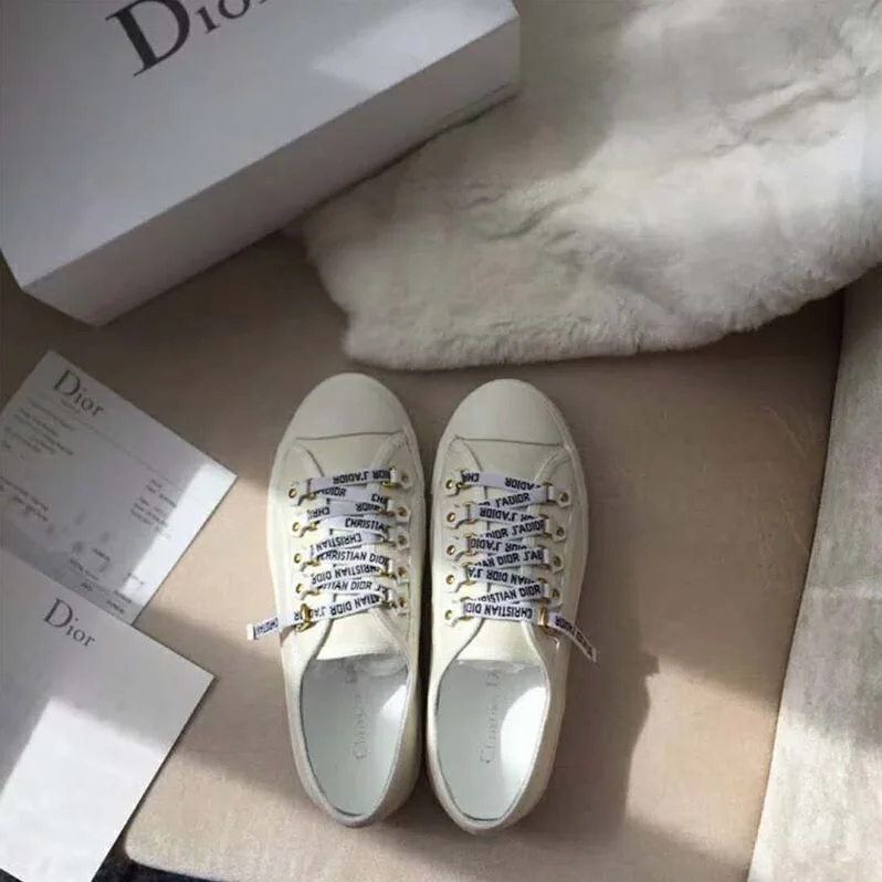 Dior Shoes Low-Top Trainer in Canvas for Women in White Dior Shoes Low-Top Trainer in Canvas for Women in White