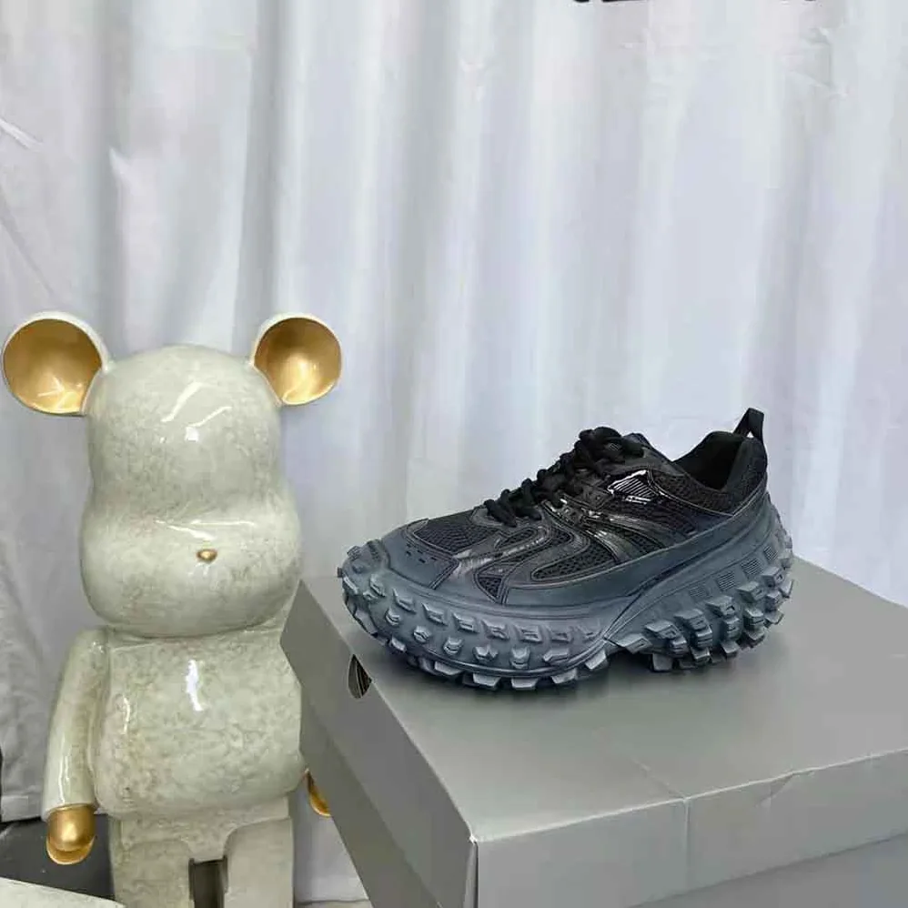 Balenciaga Defender Sneaker in Black Mesh and Nylon for Unisex Balenciaga Defender Sneaker in Black Mesh and Nylon for Unisex