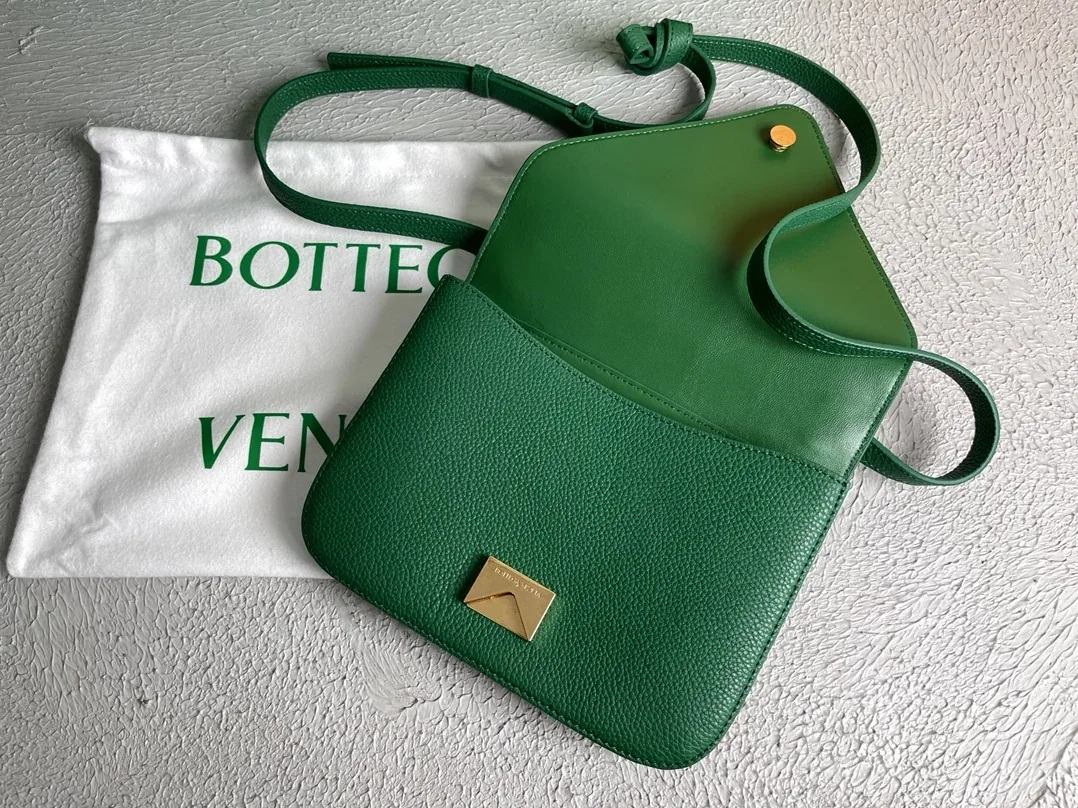 Bottega Veneta Mount Green