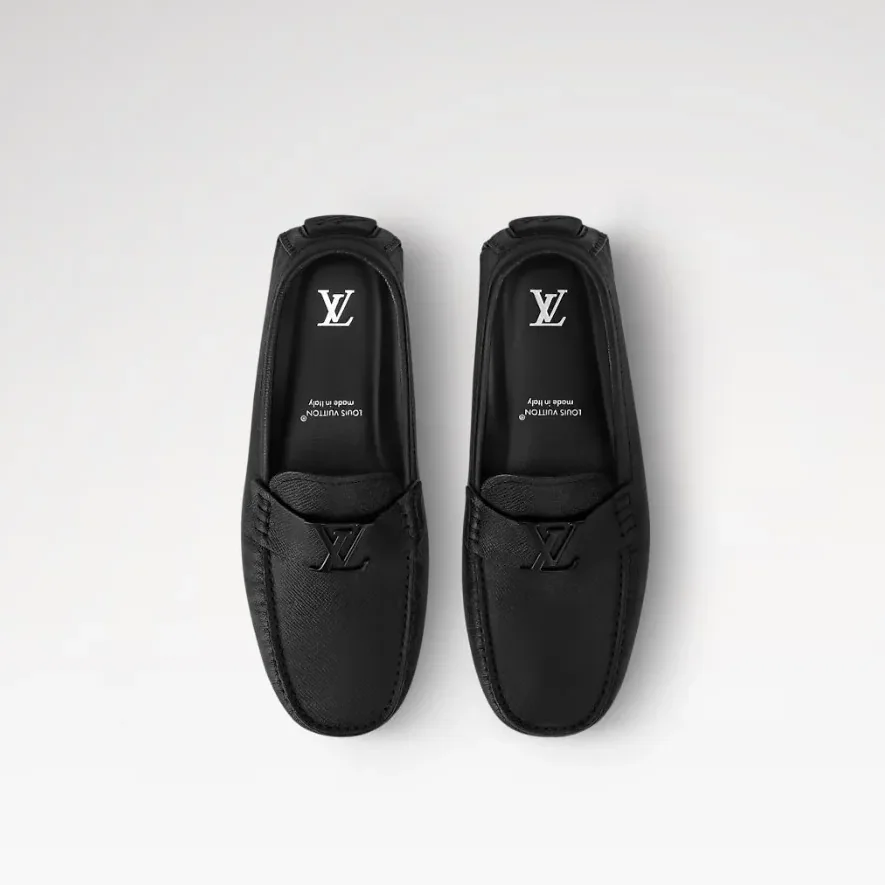Louis Vuitton LV Monza Taiga Black 1AHRXO