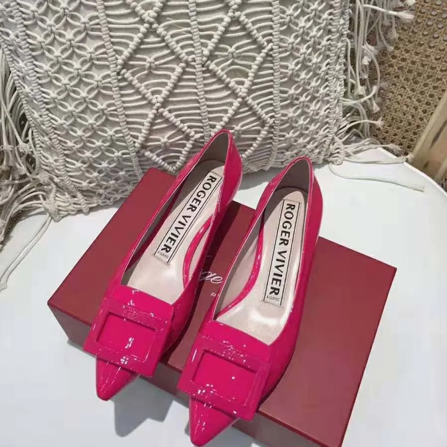 Roger Vivier Gommettine Ballerinas for Women in Rose