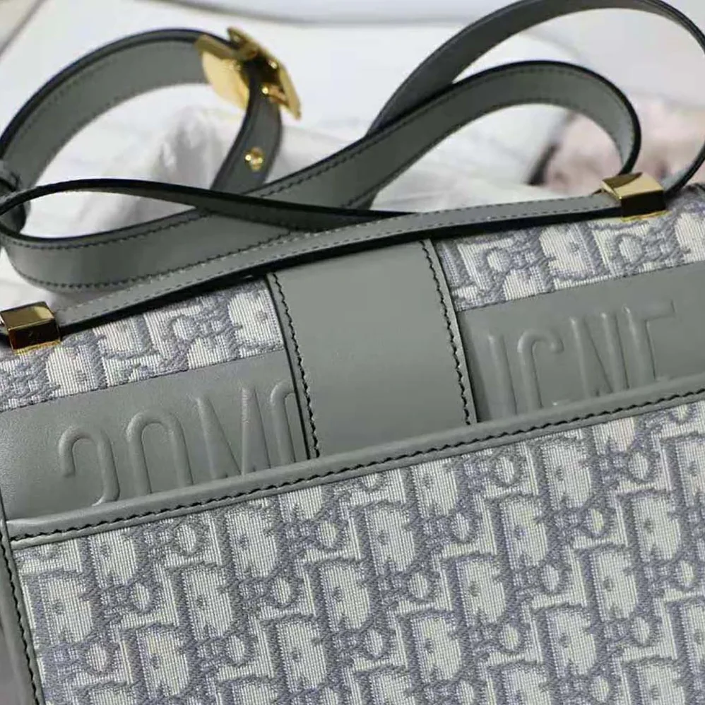 Dior 30 Montaigne Bag Gray Dior Oblique Jacquard for Women