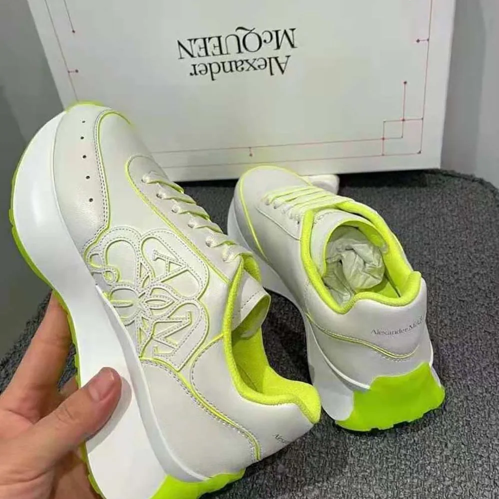 Alexander Mcqueen Sprint Runner in White for Women in Acid Yellow