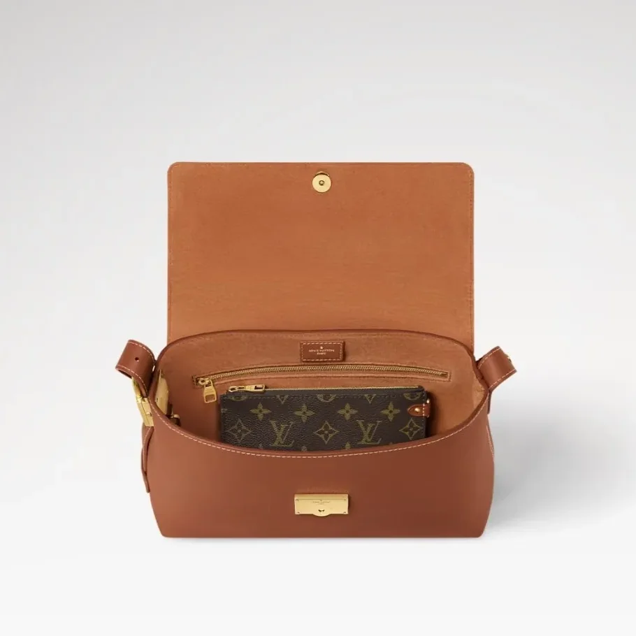 Louis Vuitton Low Key Messenger Cognac Brown /