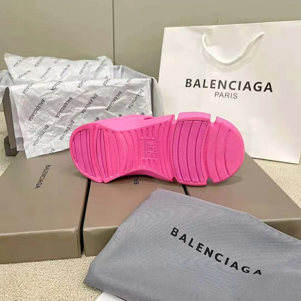 Balenciaga Mold Thong Sandal in Pink for Women