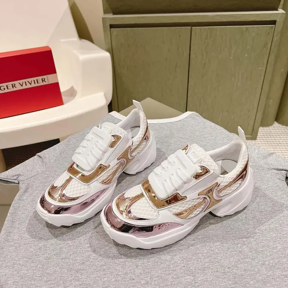 Roger Vivier Viv' on the Run Sneakers in Leather and Fabric for Women in Pink Roger Vivier Viv' on the Run Sneakers in Leather and Fabric for Women in Pink
