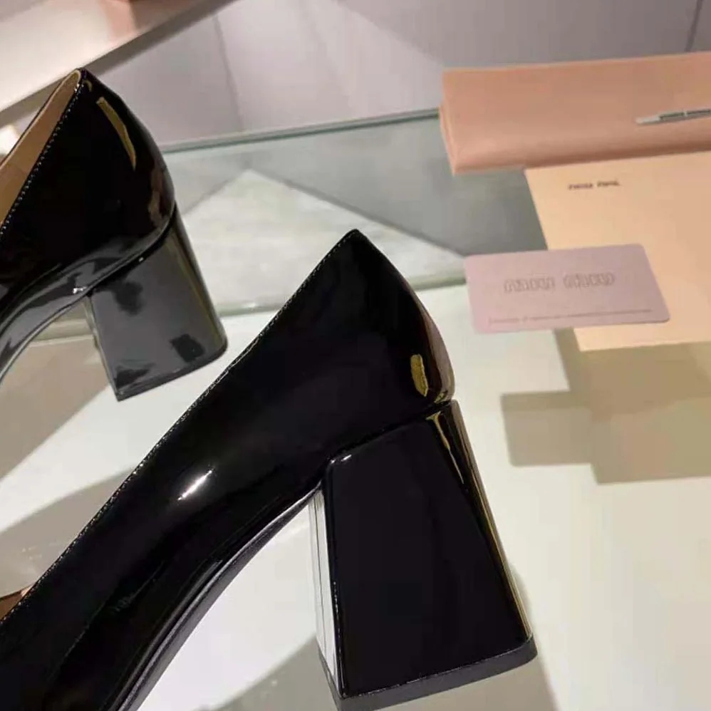 Miu Miu Patent Leather Pumps in 65 mm Heel Height for Women in Black