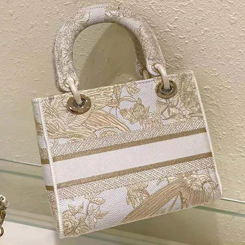 Dior Medium Lady D-lite Bag Dior Jardin D'Hiver Embroidery with Gold for Women in Tone Metallic Thread Dior Medium Lady D-lite Bag Dior Jardin D'Hiver Embroidery with Gold for Women in Tone Metallic Thread