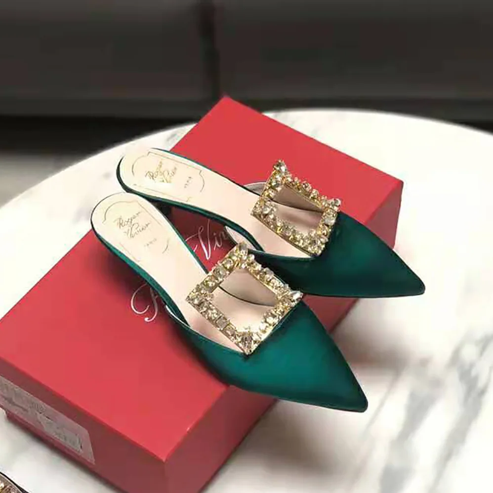 Roger Vivier Broche Vivier Buckle Mules in Satin 4.5 cm Heel for Women in Green Roger Vivier Broche Vivier Buckle Mules in Satin 4.5 cm Heel for Women in Green