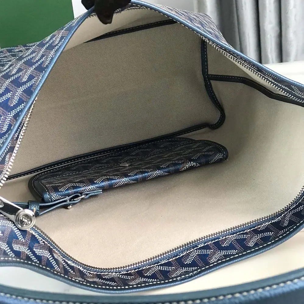 Goyard Bohème Hobo bag for Unisex in Pearly Blue Goyard Bohème Hobo bag for Unisex in Pearly Blue