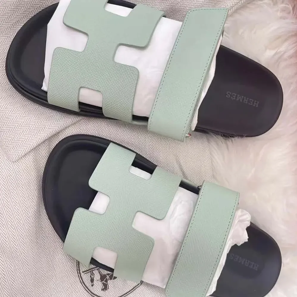 Hermes Chypre Sandal-Light Green H231295ZvDF350 for Unisex