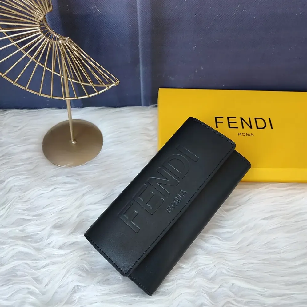 Fendi Continental White Leather Wallet Fastened with a Snap Button for Women