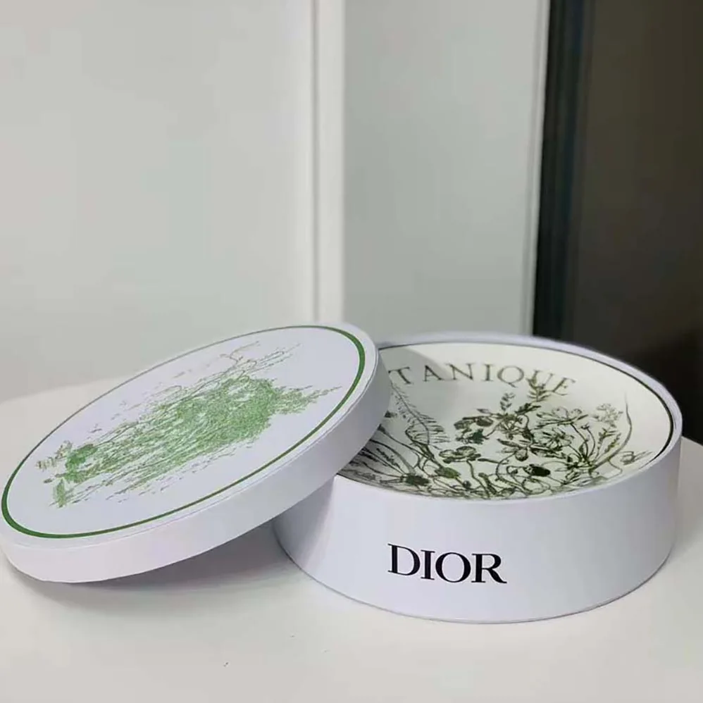 Dior Set of 4 Dinner Plates Multicolor ABCDIOR Liberté, Océan, Quatre Saisons, Nuage for Unisex Dior Set of 4 Dinner Plates Multicolor ABCDIOR Liberté, Océan, Quatre Saisons, Nuage for Unisex