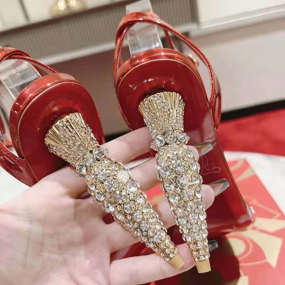 Christian Louboutin Lipstrass Queen 100 mm Heel Height for Women in Red Christian Louboutin Lipstrass Queen 100 mm Heel Height for Women in Red