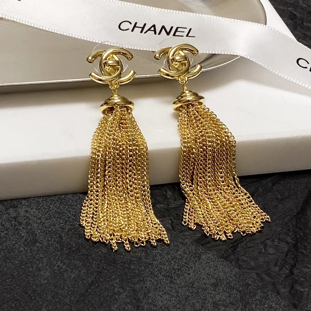 Gucci Attach Sparkling Stone Multicolor Earrings Gold Tone Gucci Attach Sparkling Stone Multicolor Earrings Gold Tone