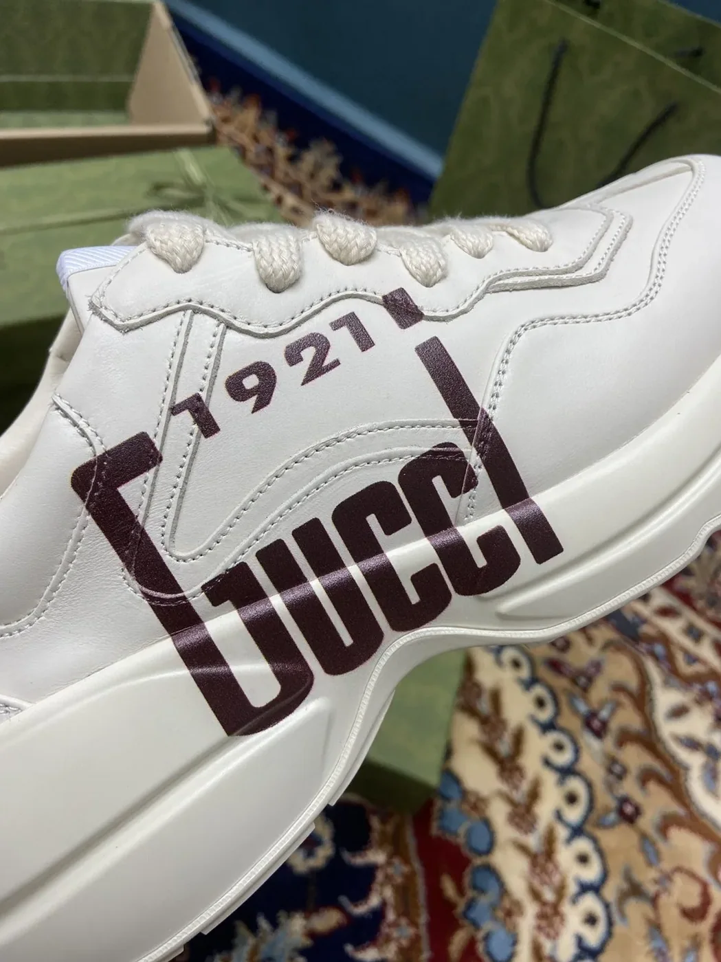Gucci Rhyton Sneakers With Logo 1921 Gucci White Ivory for Men Gucci Rhyton Sneakers With Logo 1921 Gucci White Ivory for Men