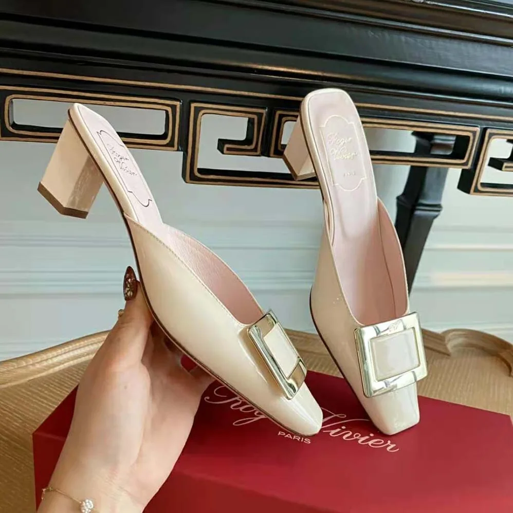 Roger Vivier Belle Vivier Metal Buckle Mules in Patent Leather in 4.5 cm Heel Roger Vivier Belle Vivier Metal Buckle Mules in Patent Leather in 4.5 cm Heel