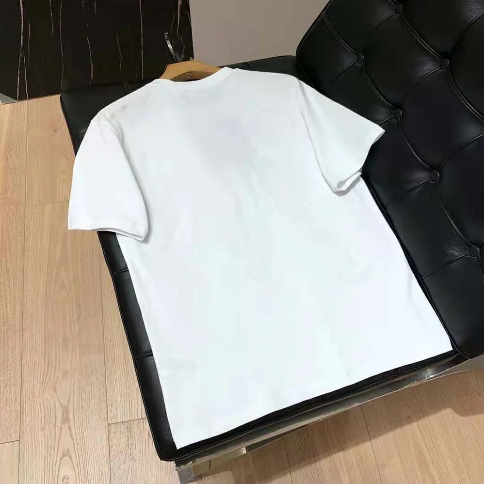Burberry Location Print Cotton Oversized T-shirt for Men in White Burberry Location Print Cotton Oversized T-shirt for Men in White