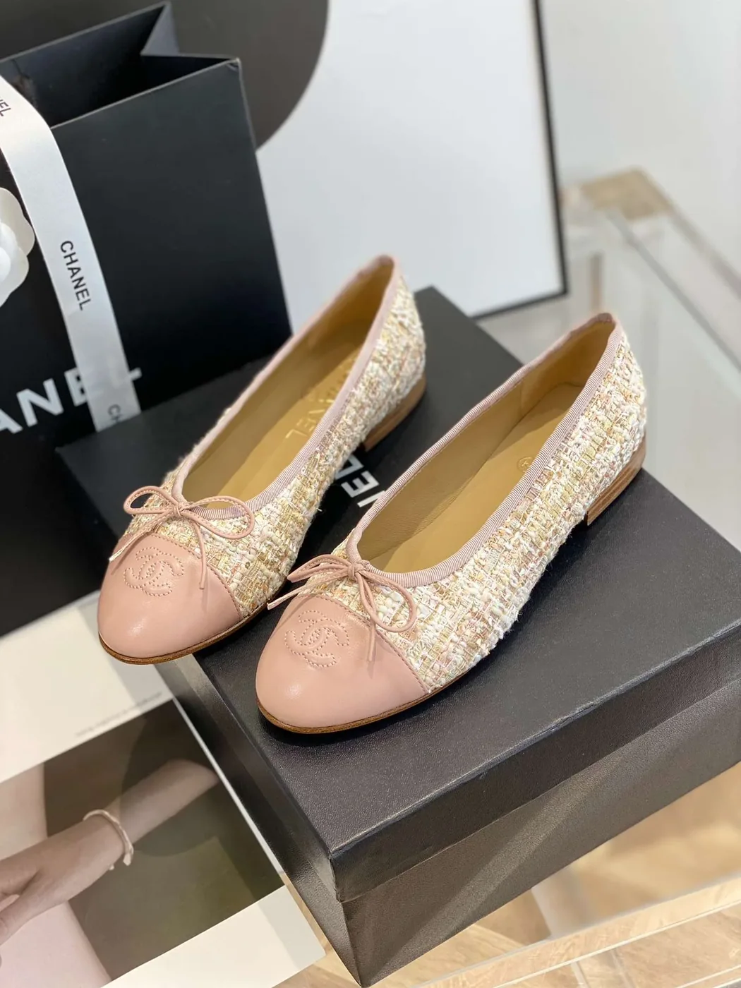 Chanel Ballet Flats Beige Chanel Ballet Flats Beige