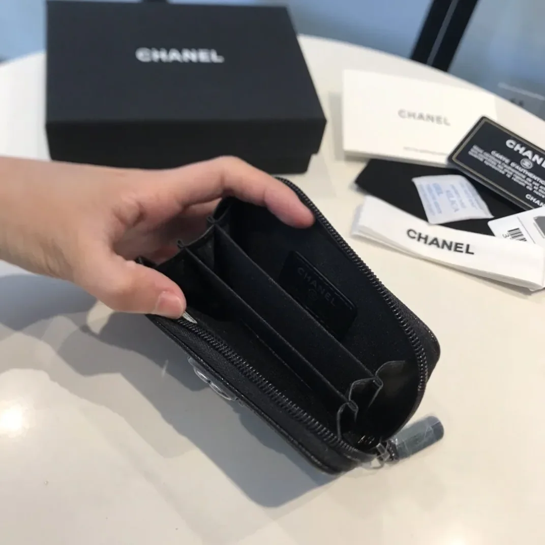 Chanel CO-CO Boy Flap Card Holder Black Silver Hardware / Chanel CO-CO Boy Flap Card Holder Black Silver Hardware /