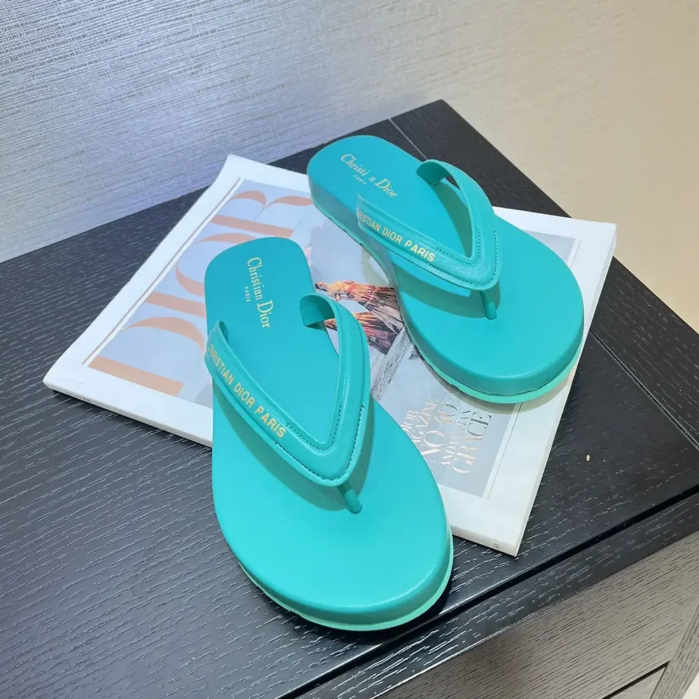 Dior Diorsea Thong Sandal Aquamarina Leather for Women in Effect Fabric Dior Diorsea Thong Sandal Aquamarina Leather for Women in Effect Fabric