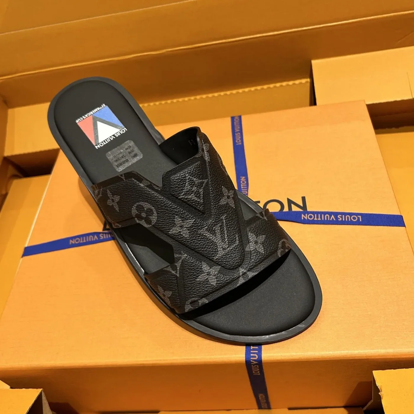 Louis Vuitton Oasis Mule Monogram Black