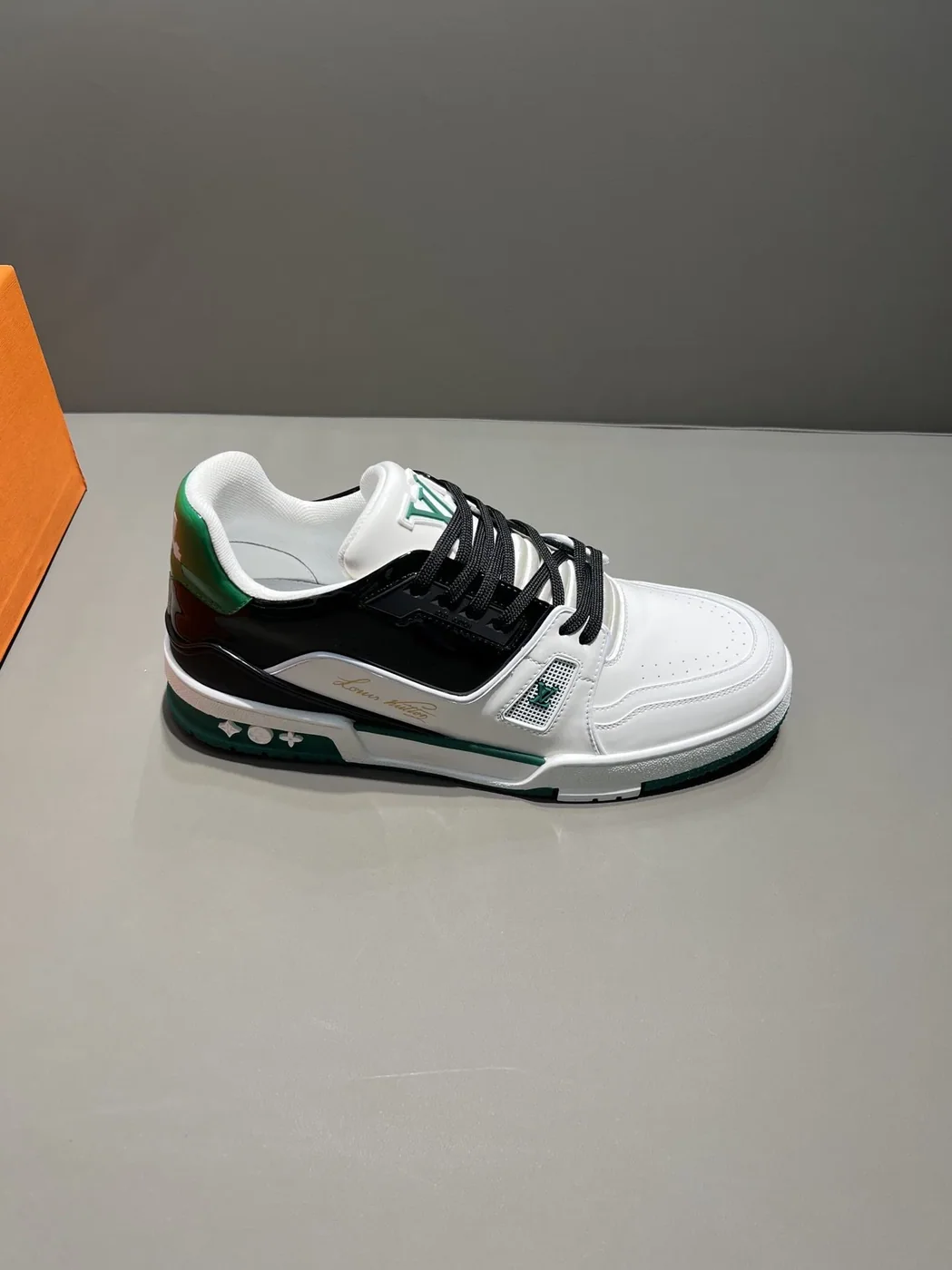 Louis Vuitton Trainer Sneaker White in Black Virgil Abloh Louis Vuitton Trainer Sneaker White in Black Virgil Abloh