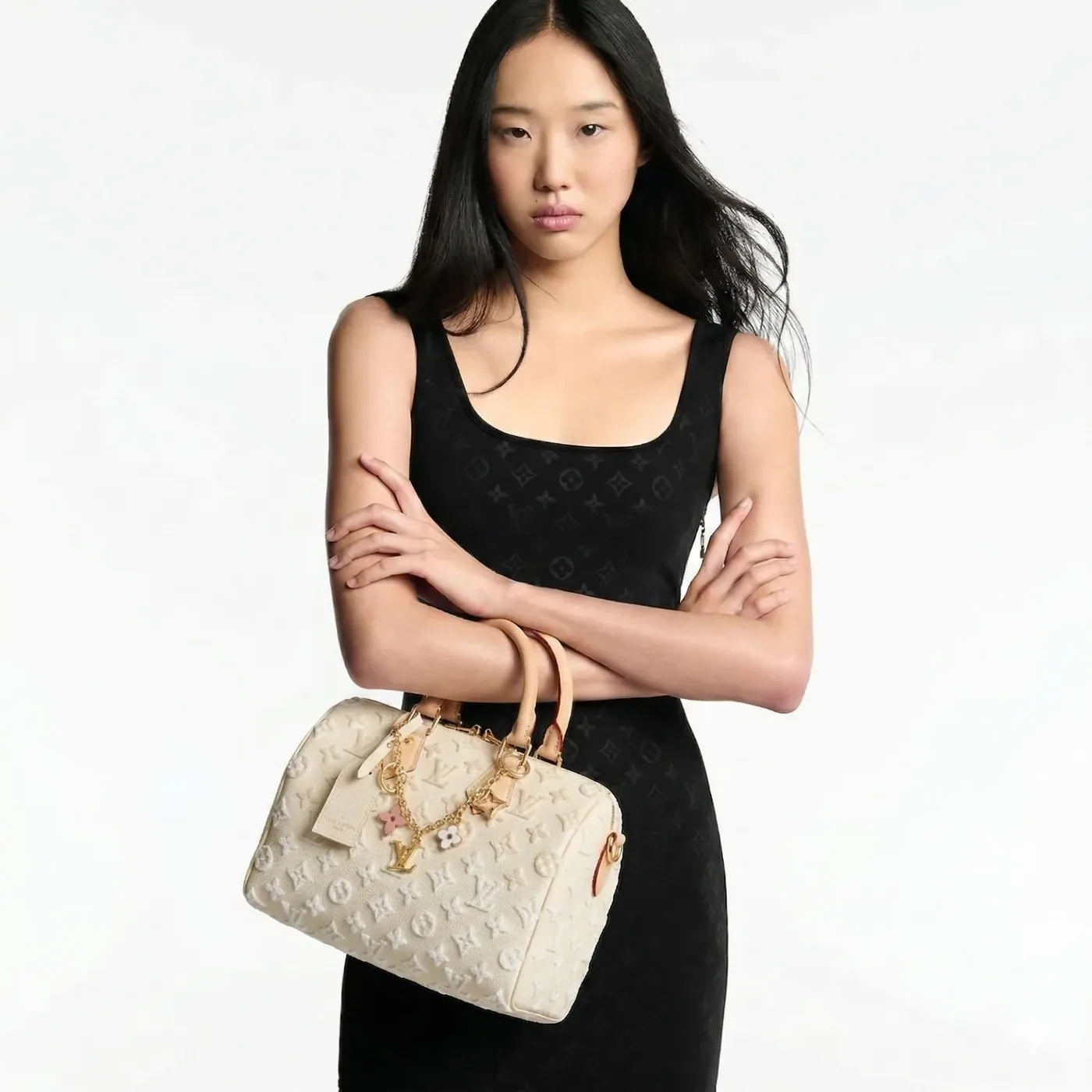 Louis Vuitton Speedy Bandouliere 25 Top Handle Bag in Cream Gold Hardware Louis Vuitton Speedy Bandouliere 25 Top Handle Bag in Cream Gold Hardware