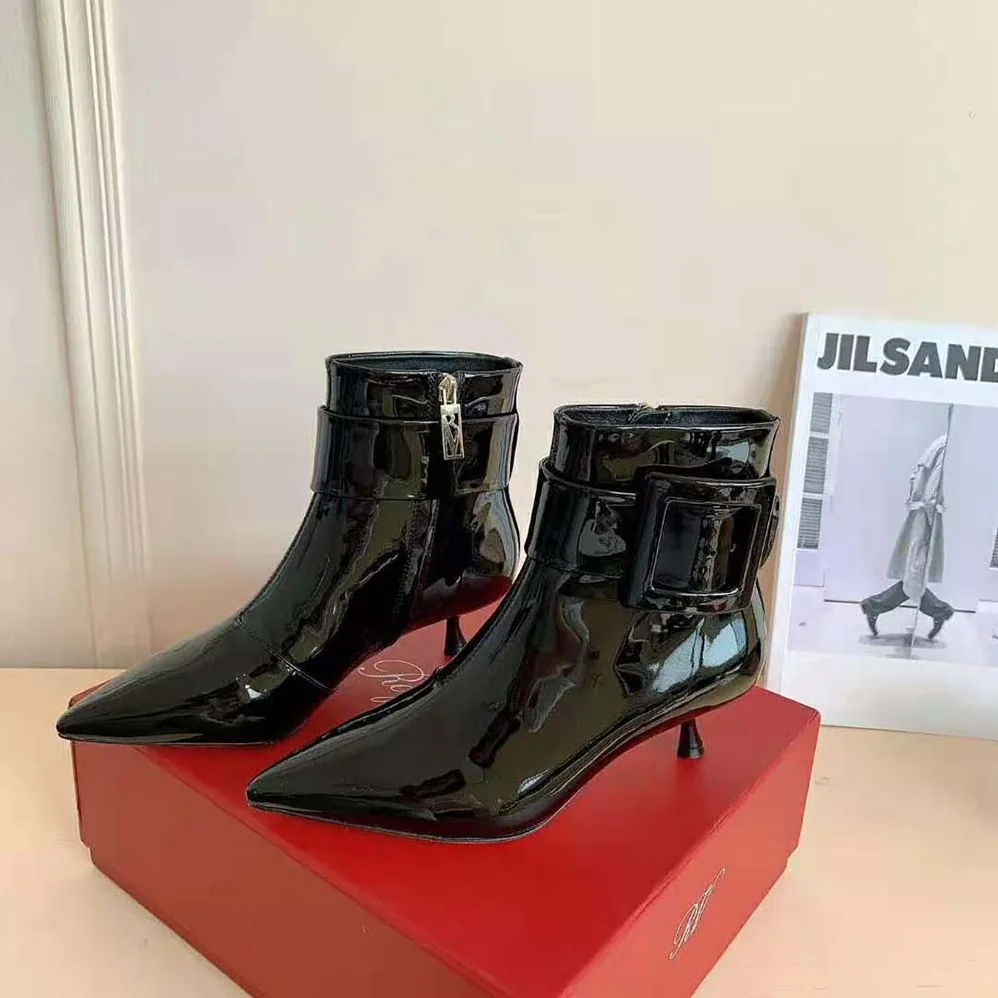 Roger Vivier Pointy Covered Buckle Ankle Boots in Patent Leather for Women