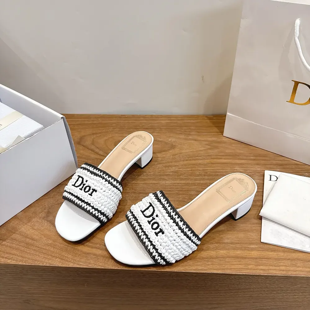 Dior Dioriviera Dior Woven Heeled Slide White Crocheted Raffia for Women in Effect Technical Fabric