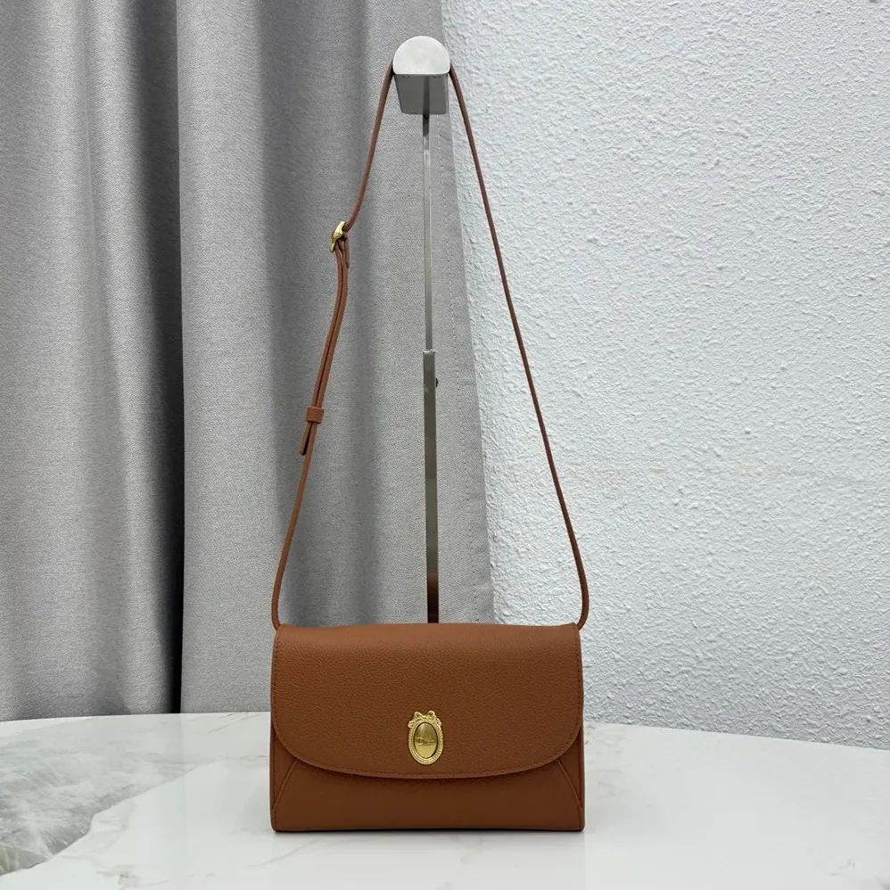 Dior Médaillon Envelope Pouch with Strap Marron Bobby and Lingerie Pink Grained Calfskin for Women Dior Médaillon Envelope Pouch with Strap Marron Bobby and Lingerie Pink Grained Calfskin for Women