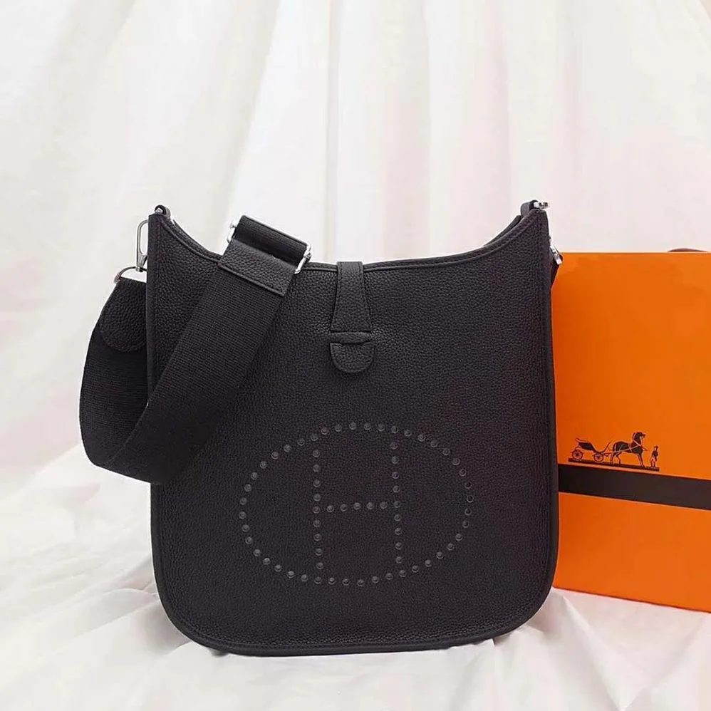 Hermes Evelyne III 29 Bag for Women in Black Hermes Evelyne III 29 Bag for Women in Black