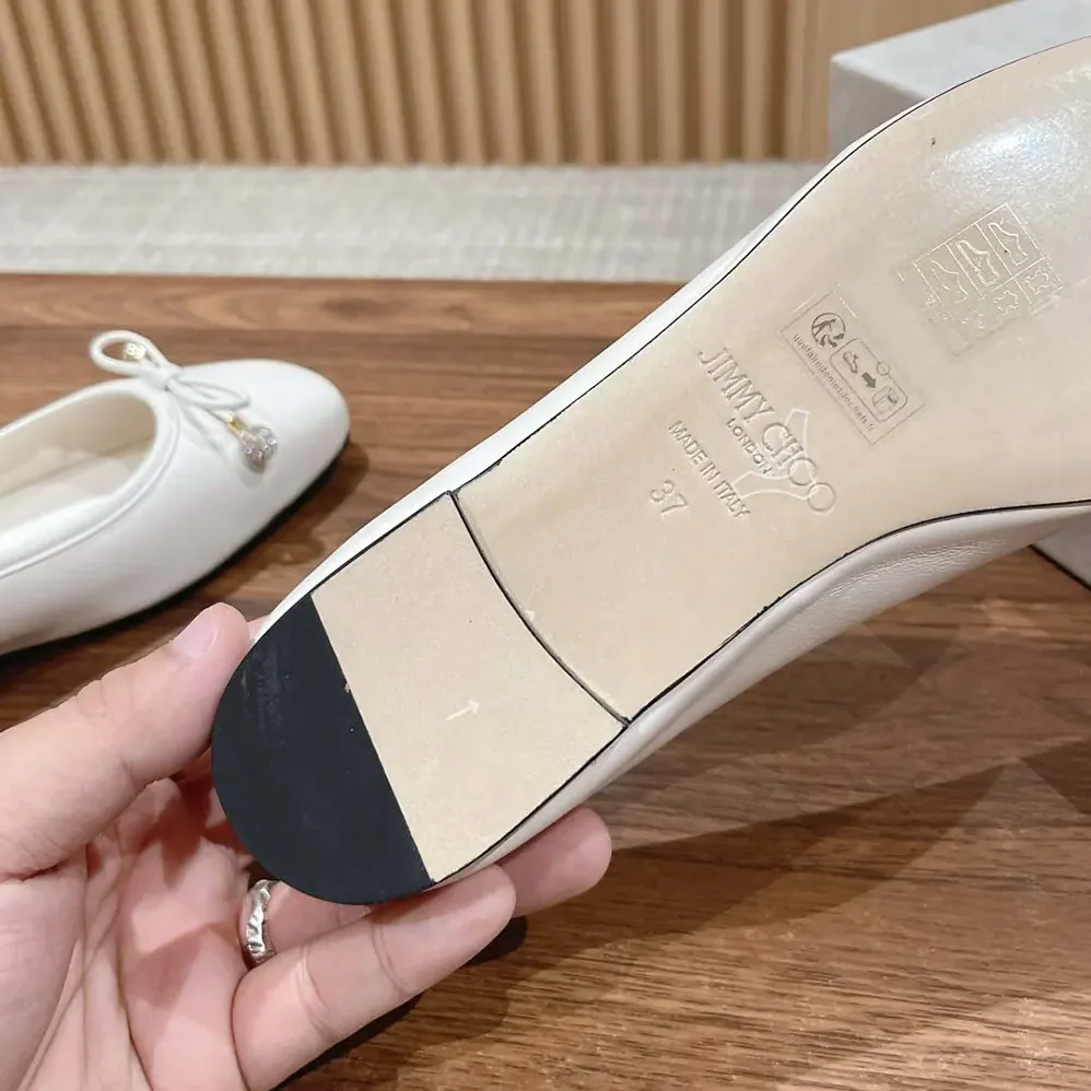 Jimmy Choo Elme Flat Latte Nappa Leather Flats with Pearl Embellishment for Women Jimmy Choo Elme Flat Latte Nappa Leather Flats with Pearl Embellishment for Women