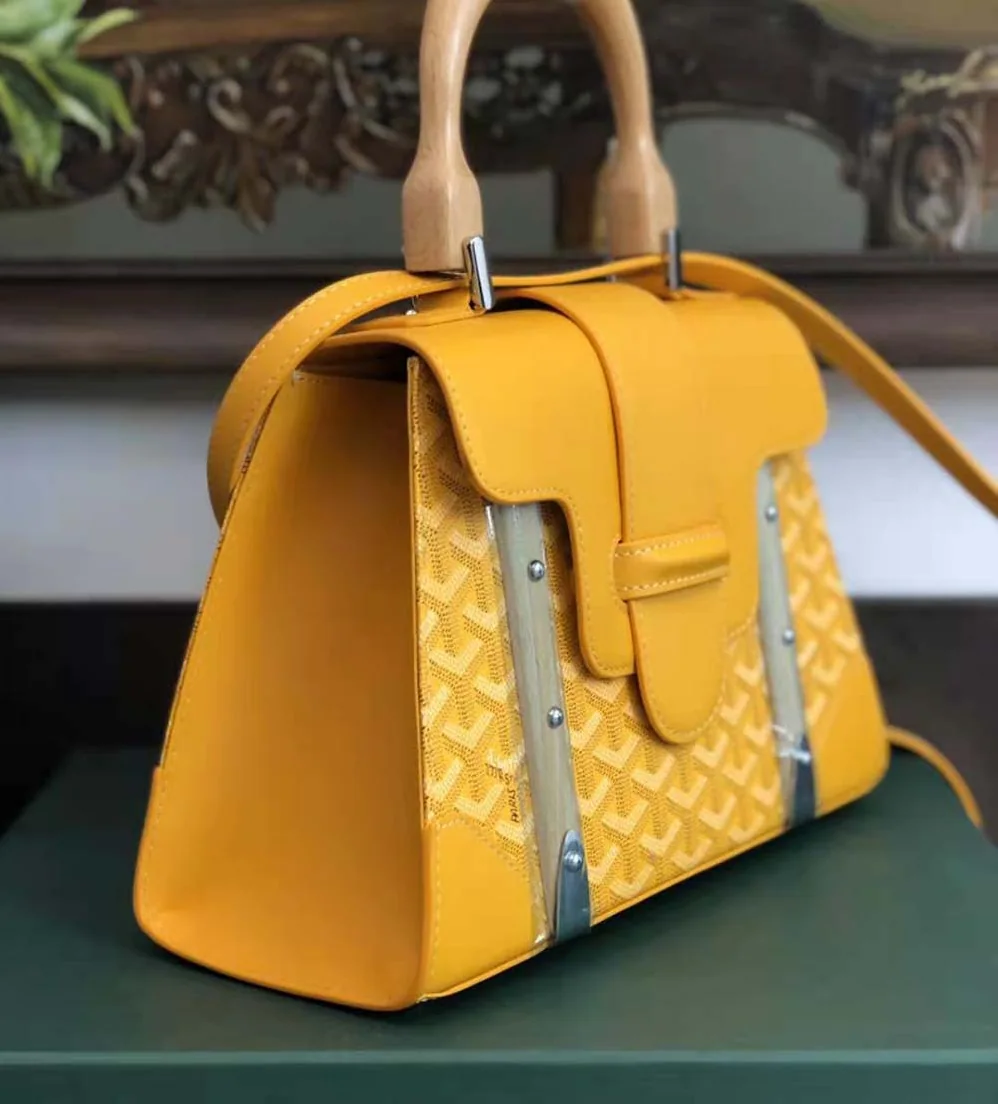 Goyard Sac Saïgon PM in Toile Goyardine & Clamecy Calfskin for Women in Yellow Goyard Sac Saïgon PM in Toile Goyardine & Clamecy Calfskin for Women in Yellow