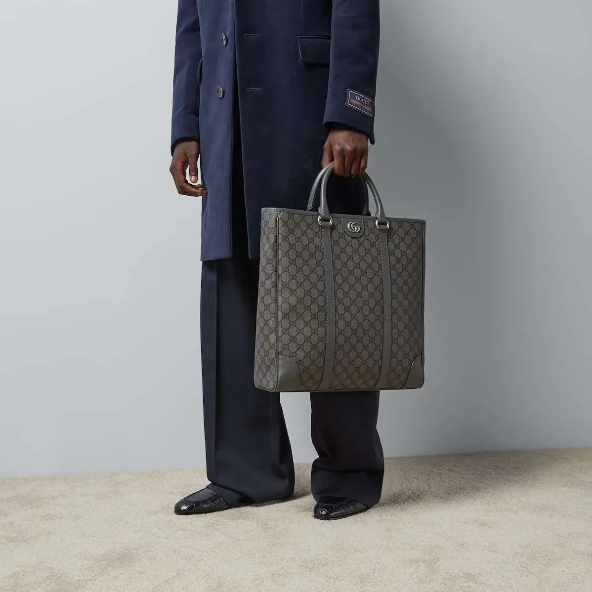 Gucci Ophidia Medium Tote Grey And Black Bag FACJY 1244- 14.2 Inches/ Gucci Ophidia Medium Tote Grey And Black Bag FACJY 1244- 14.2 Inches/